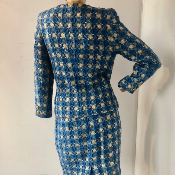 vintage 1980s blue and gold wool suit Master the art of effortless chic - Picture 10 of 12
